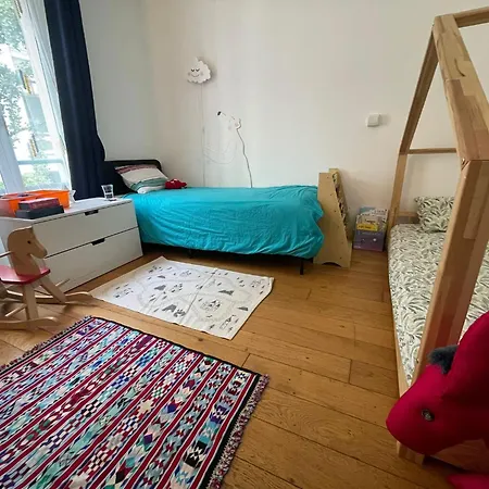 Calm Duplex In 13th *